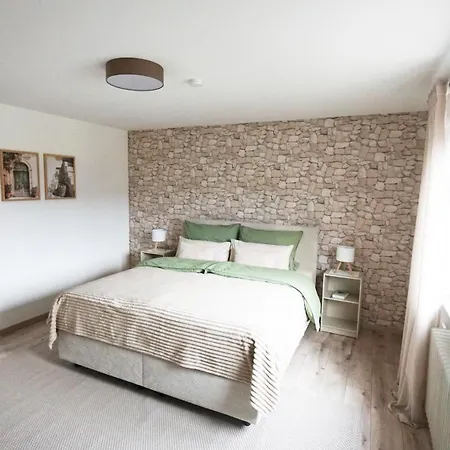 Am Golfplatz In * Mackenbach